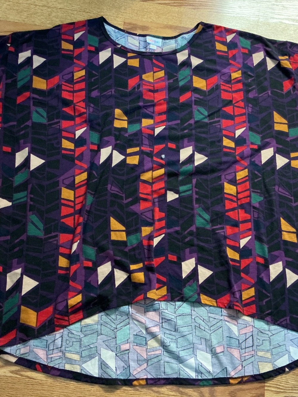 LuLaRoe Jewel Tone Geometric Print Short Sleeve Hi~Lo Knit Tunic  Size 3XL